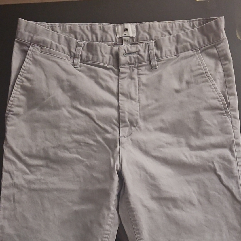 H&M Men's Light Gray Chinos
